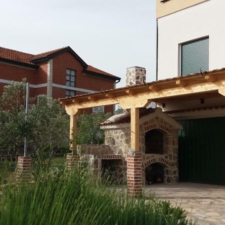 Amadrian Apartments Σίμπενικ Εξωτερικό φωτογραφία