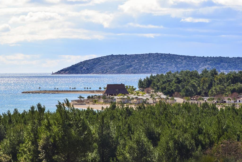 Amadrian Apartments Σίμπενικ Εξωτερικό φωτογραφία