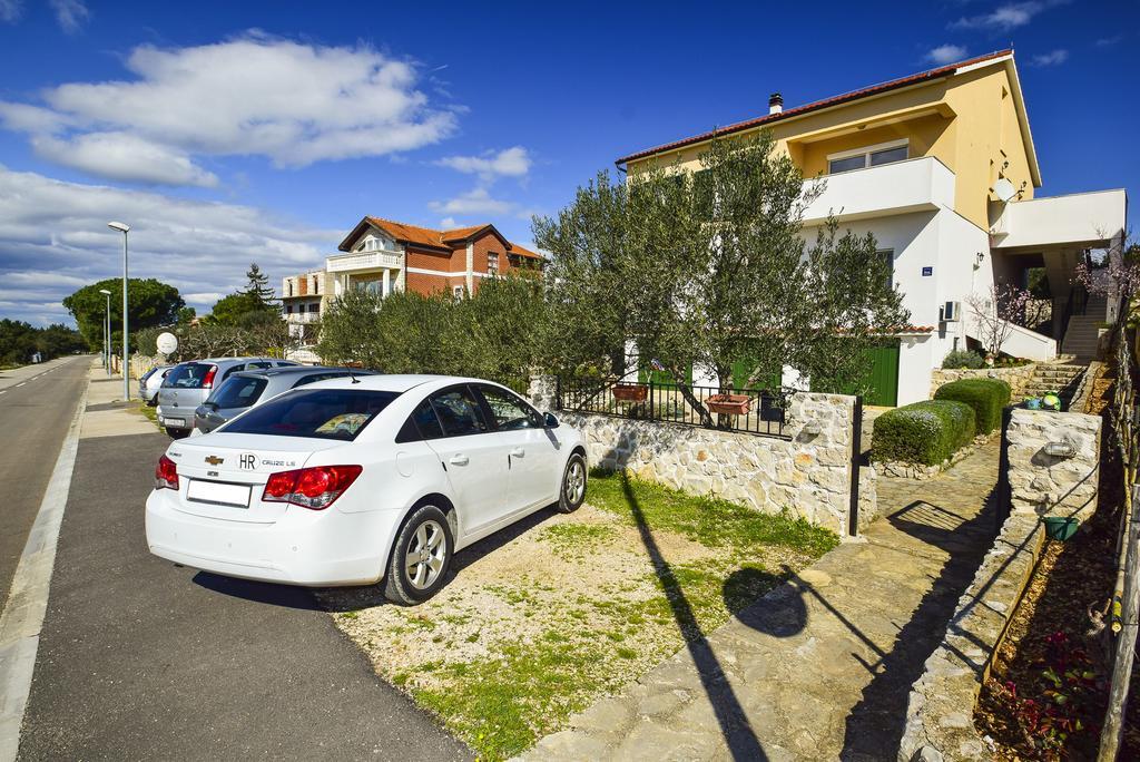 Amadrian Apartments Σίμπενικ Εξωτερικό φωτογραφία