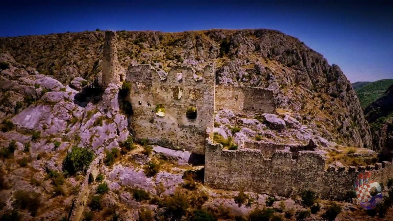 Amadrian Apartments Σίμπενικ Εξωτερικό φωτογραφία