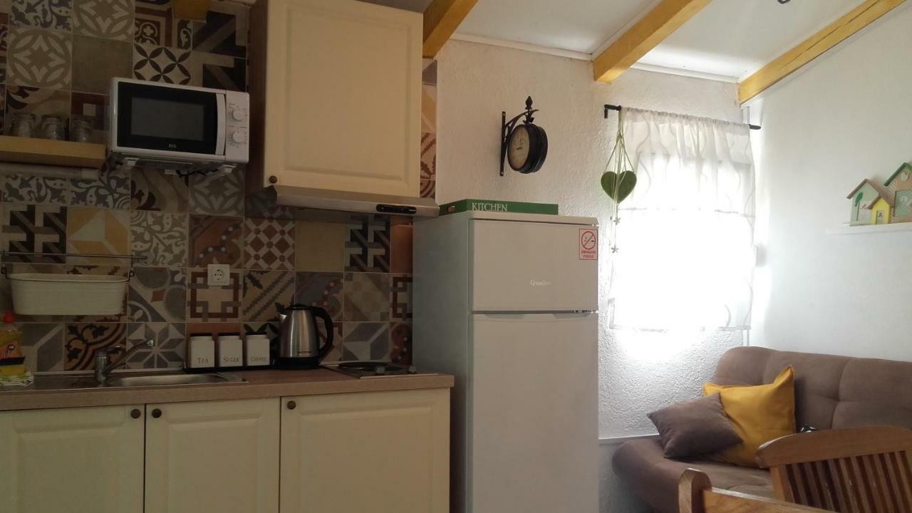 Amadrian Apartments Σίμπενικ Εξωτερικό φωτογραφία