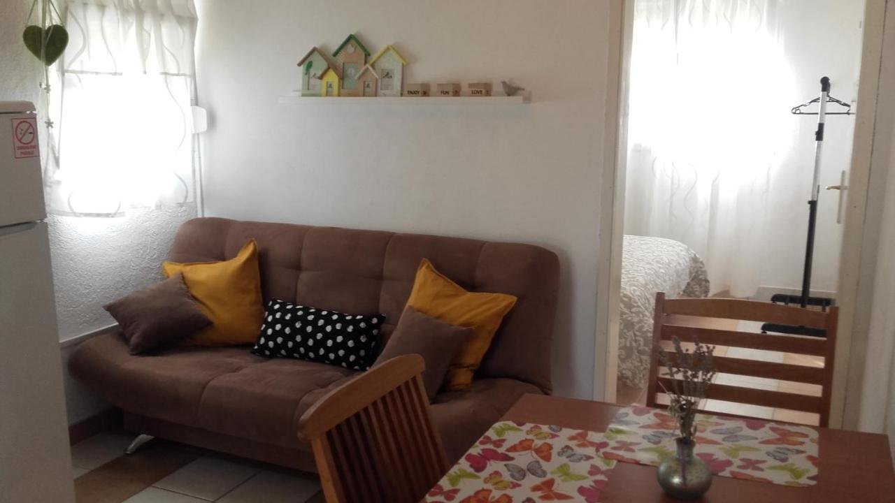 Amadrian Apartments Σίμπενικ Εξωτερικό φωτογραφία
